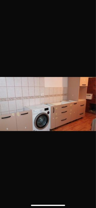 Mobilă de bucatarie