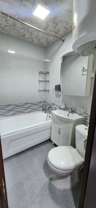 Срочно продается 2 ком ... квартира ул.Гагарина Азиз базар