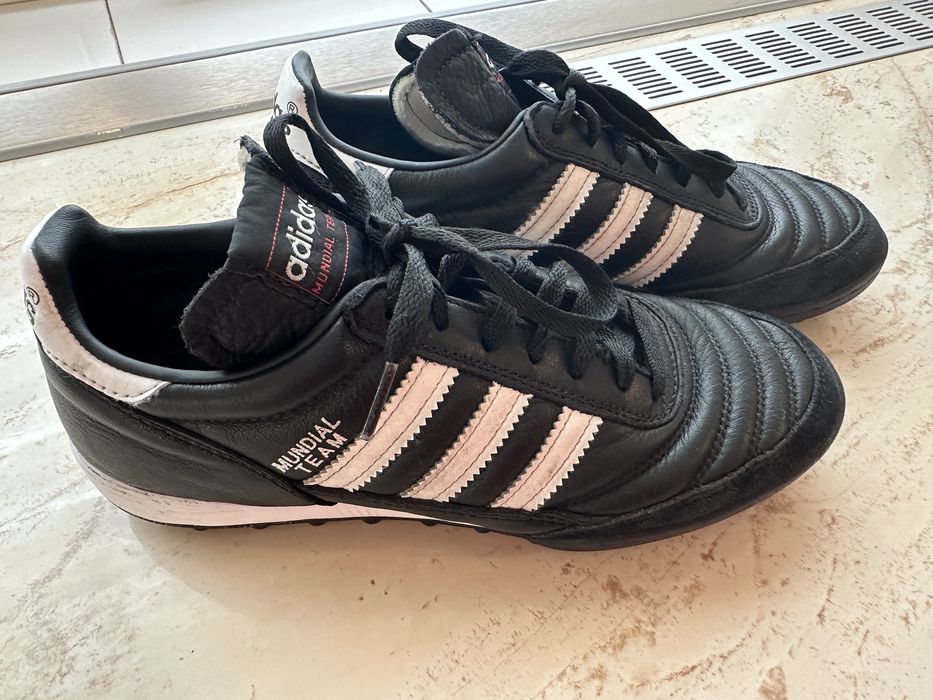 Ghete Fotbal sintetic Adidas Mundial Team Marimea 38 2/3