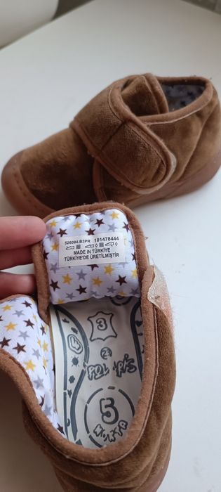 Отдам игрушки,вещи и обувь