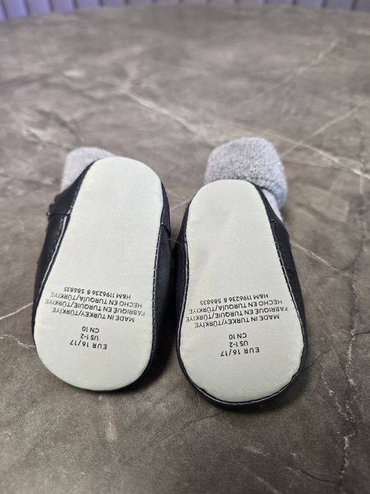 Бебешки пантофи, обувки номер 16/17