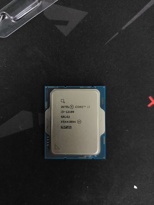 Процессор Intel Core i3 12100