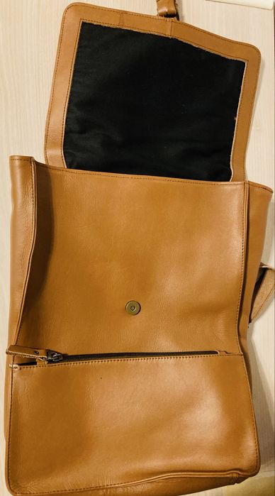 Rucsac maro din piele naturala, nou