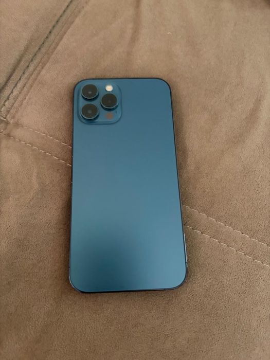 Продам Айфон 12 pro max