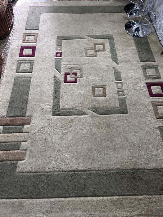 Продам   ковер  2/3