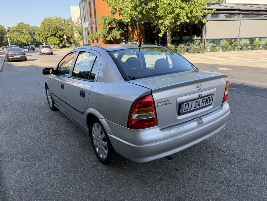 OPEL Astra 2005 — imagine 5