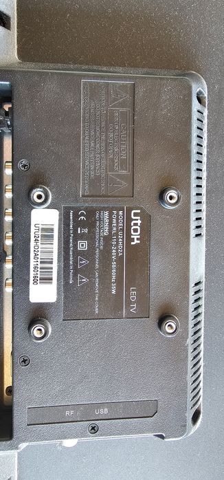 Televizor LED UTOK 61 cm