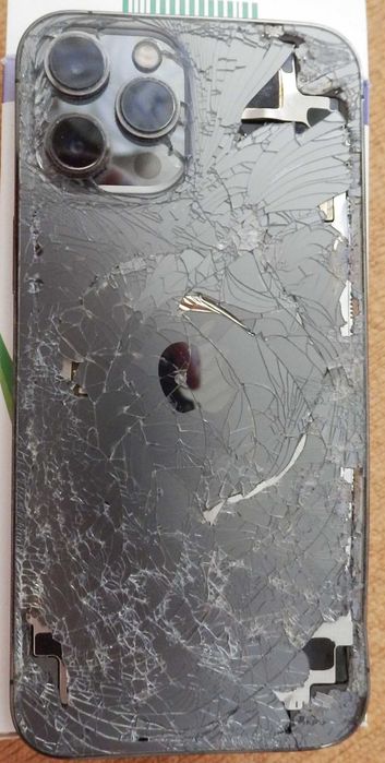 Продавам Apple iPhone 12 Pro Max