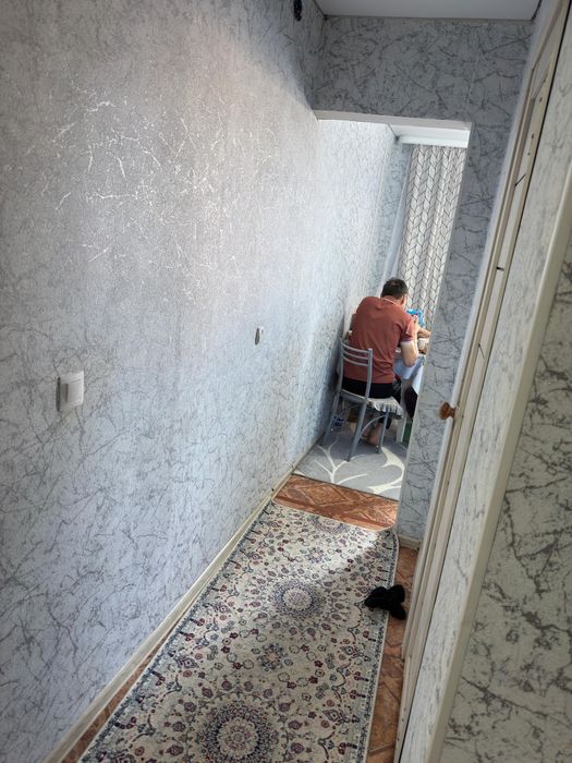 Продам 2 ух комнатную квартиру,