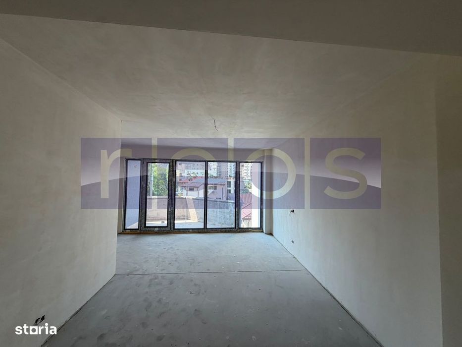 Vanzare Garsoniera 30Mp | Lizeanu | Bloc Nou | Parcare | Terasa