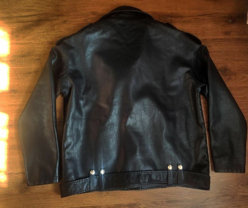 Куртка кожаная модная