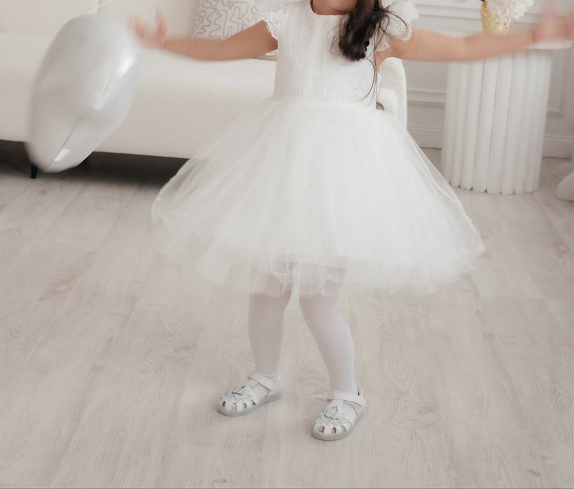 Платье праздничное на девочку