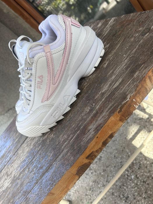 Сникърси Fila Disruptor бели с розово