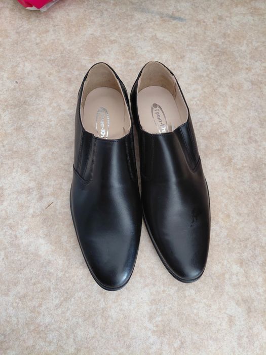 Мужские туфли новый