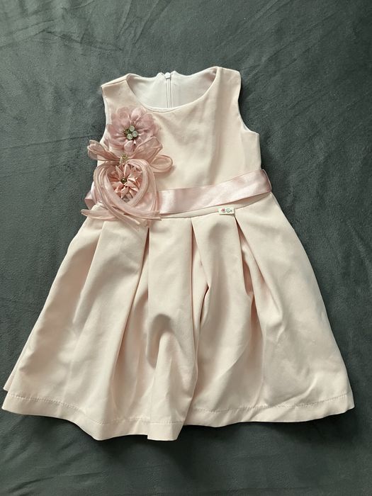 Rochiță elegantă mărimea 92