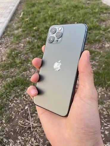 iPhone 11pro max 64gb