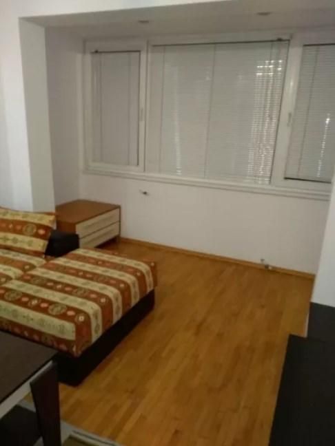 Дава се под наем Тристаен апартамент в София, Света Троица - 88 кв.м за 600 € - Снимка #2