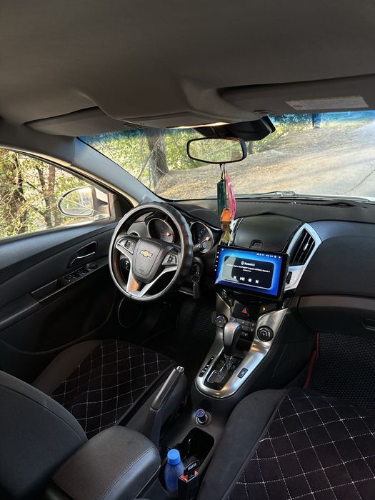 Продам Машину Chevrolet Cruze