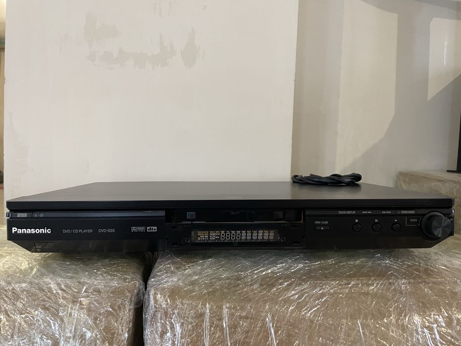 DVD приставка черная