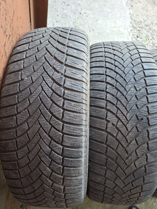 Продам шины. 235/55/20 бриджистон.