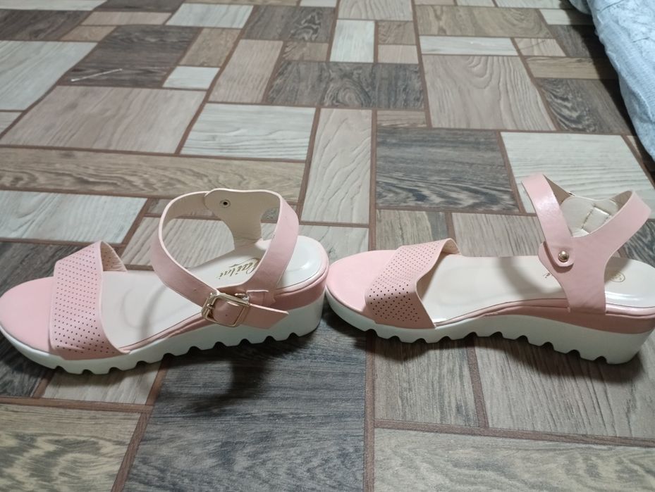 Женские танкетка 35 размер