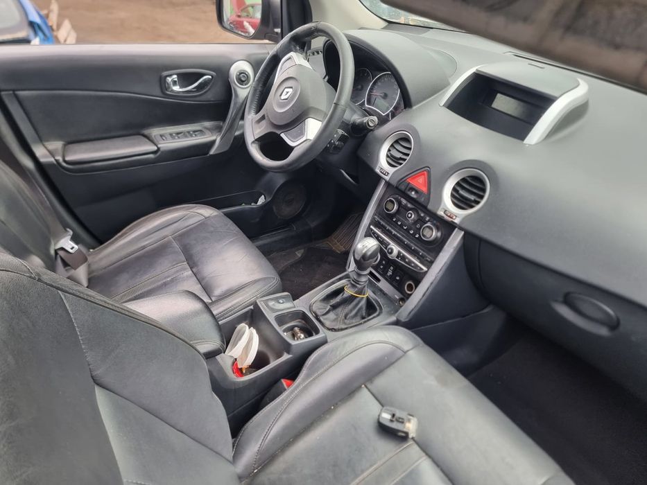 Dezmembrez Renault Koleos - 1 (2008 - 2011), 2.0 dci M9R832, manual, M9R832