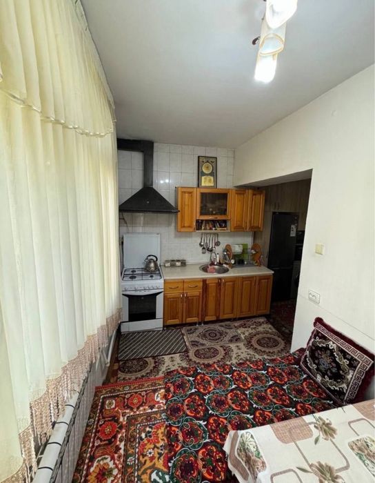 Продается 3/2/4 ком квартира куйлюк 1 кирпич дом