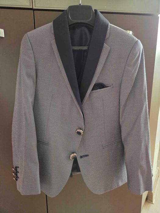 Детски костюм за момче размер 122