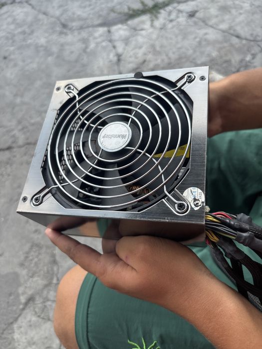 Блок питания Huntkey 600W