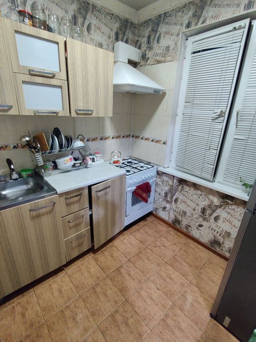 ~Торговый центр Чиланзар. 2х комнатная, не торец, 50м²~