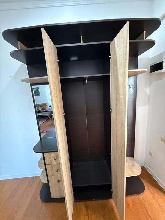 Шкаф в хорошем состояние