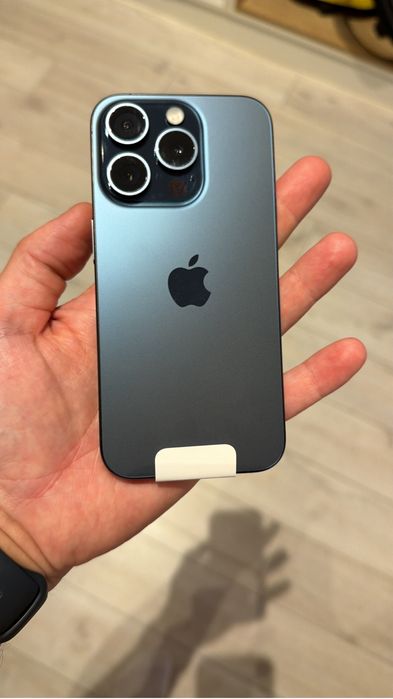 iPhone 15 Pro Blue 128 gb nou