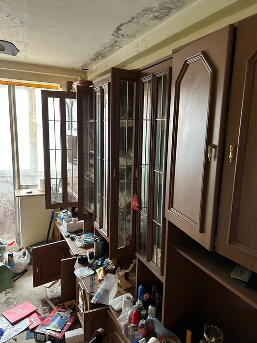 Debarasari apartamente mobila veche