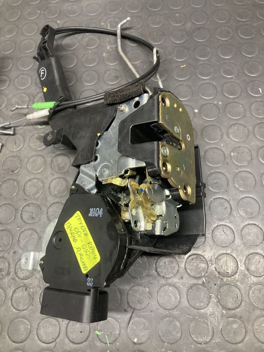 Брава/Брави лява и дясна за тойота рав4/Toyota rav4 00-05г