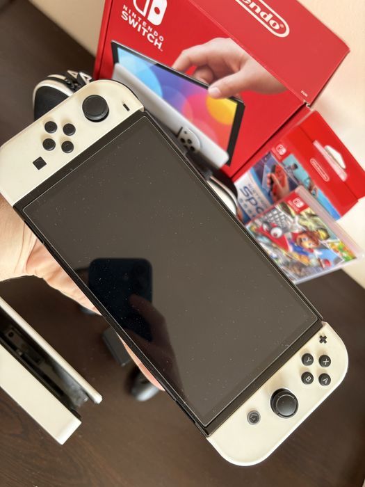 Nintendo Switch OLED