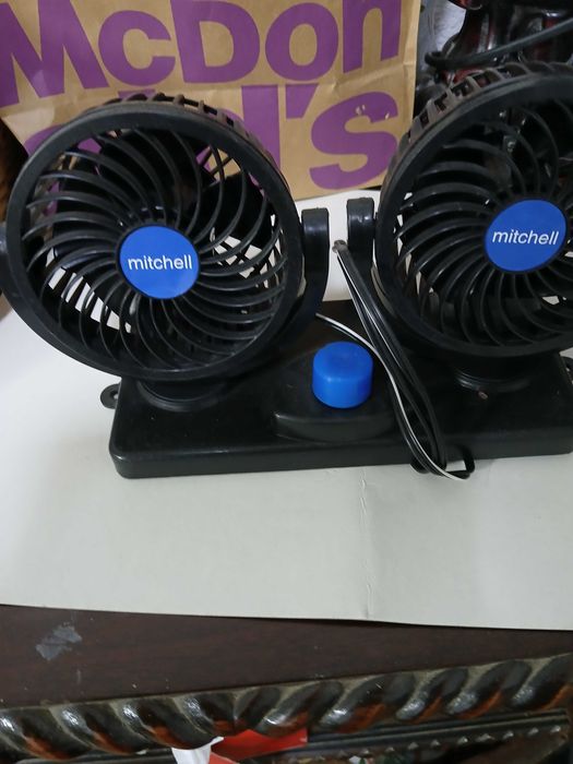 De vanzare ventilator dublu auto Mitchell.