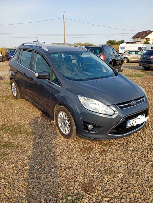Autoturism cu 7 locuri ! FORD