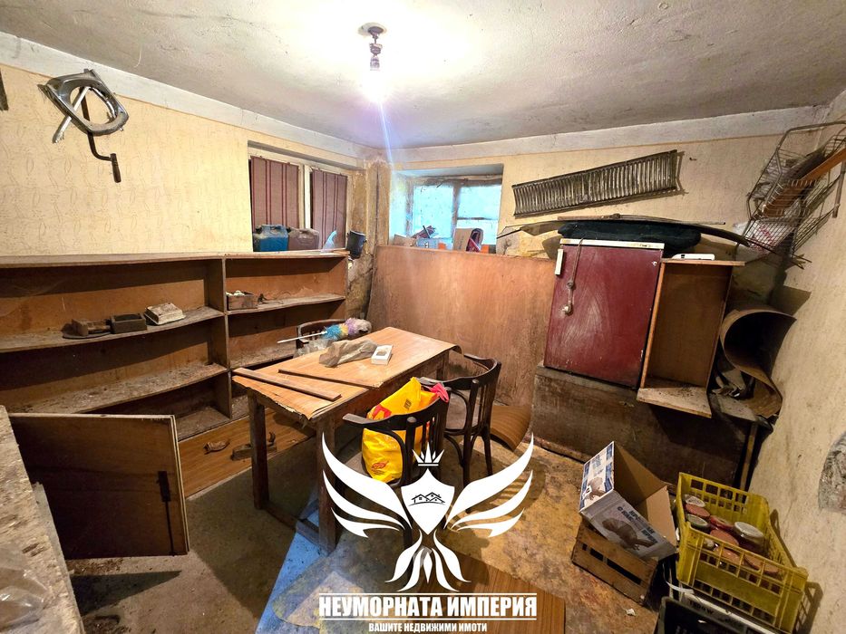 Продава се Многостаен апартамент в Асеновград - 336 кв.м за 219 €/кв.м - Снимка #14