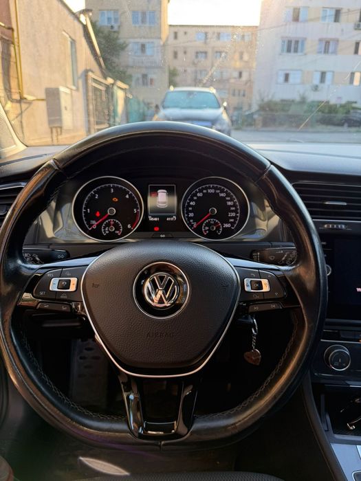 VOLKSWAGEN Golf 2018 — imagine 2