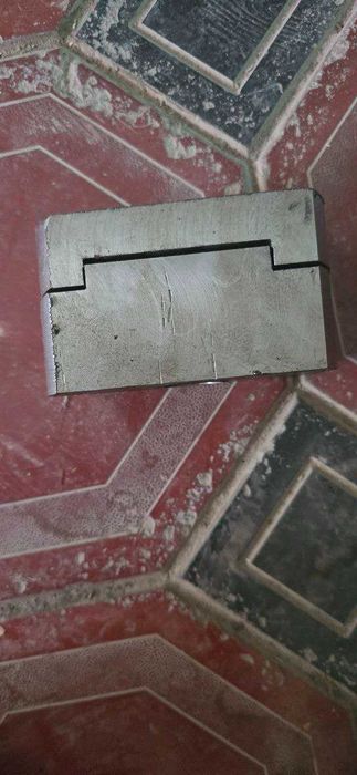 Фитинг для контейнеровоз 1 штука 500 тысячи сум