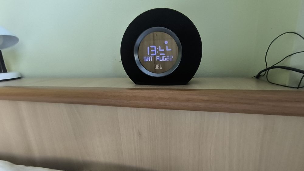 JBL Horizon  - радио часовник, будилник,Bluetooth колонка + нощна лампа (проблем)