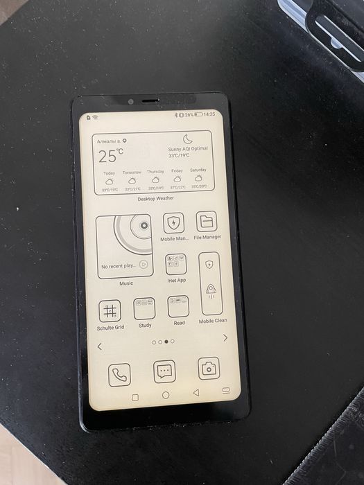 Hisense A5 eink телефон