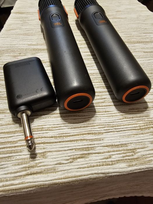 Безжични микрофони с ресивър JBL Partybox