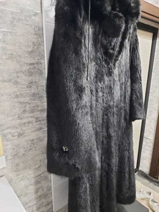 Шуба норковая с капюшоном