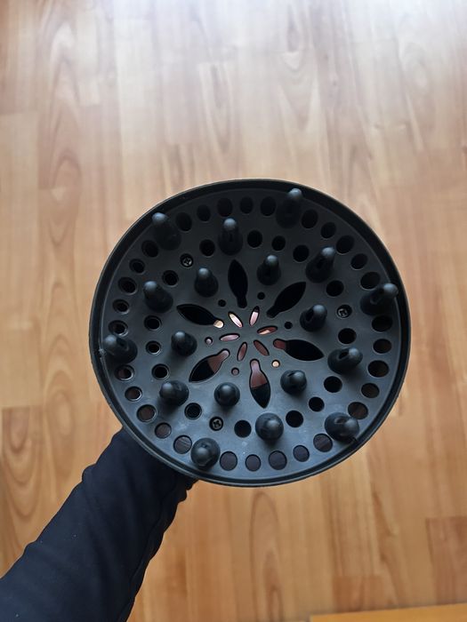 Сеошар - Rbr0wn 2 бр. 5000W; 3000W

Преса за коса - beurer