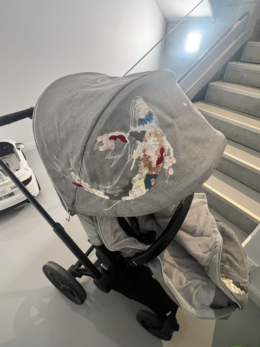 Детска количка Cubex Priam KOI и кош за новородено Cubex Platinium