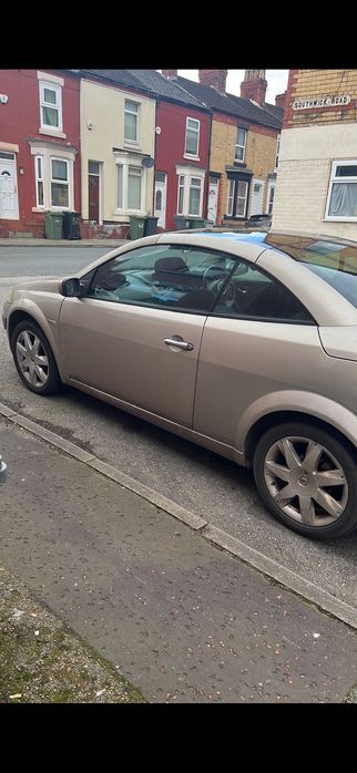 Vând Renault Megane Convertible (decapotabil)