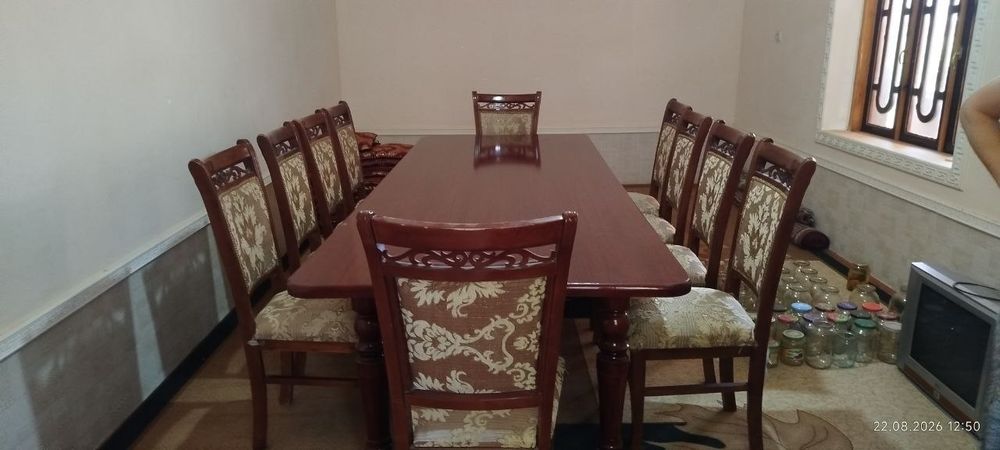 Стол стул сотилади