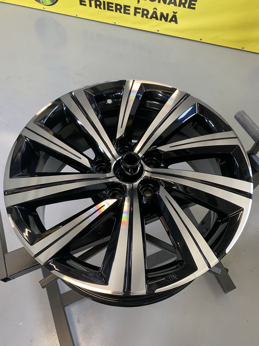 Reconditionare jante auto, vopsire jante auto, indreptat jante pe loc