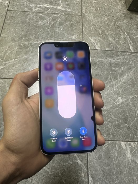 Продам Айфон 13 на 128гб